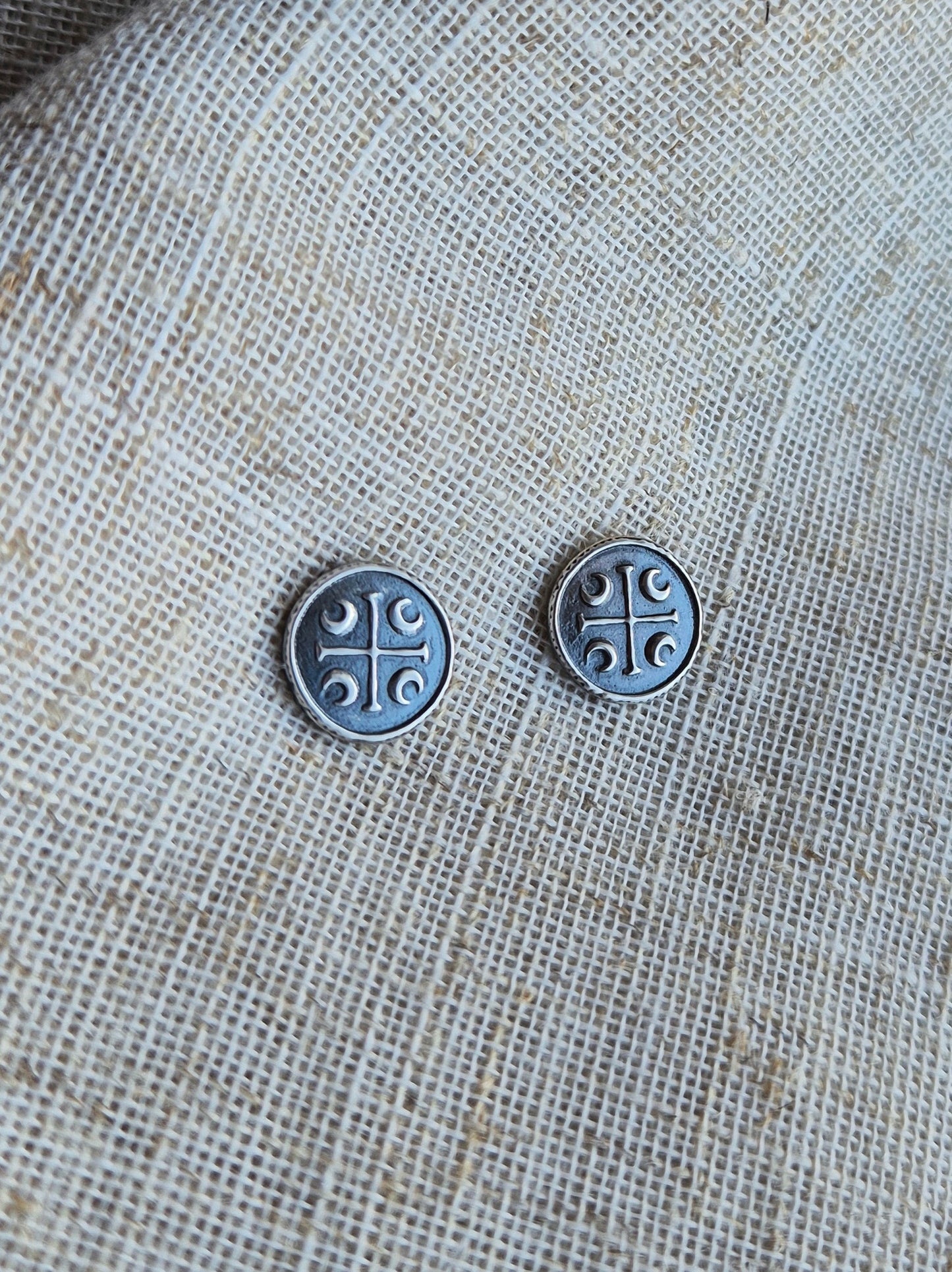 Shield stud earrings