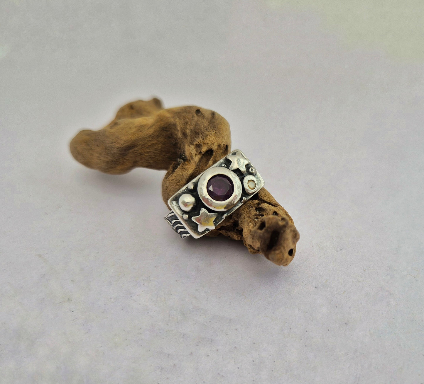 Starlight spiral band ring (UK size J/K)