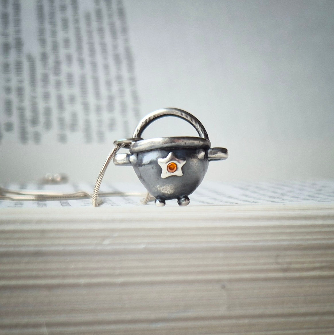 Cauldron charm - star