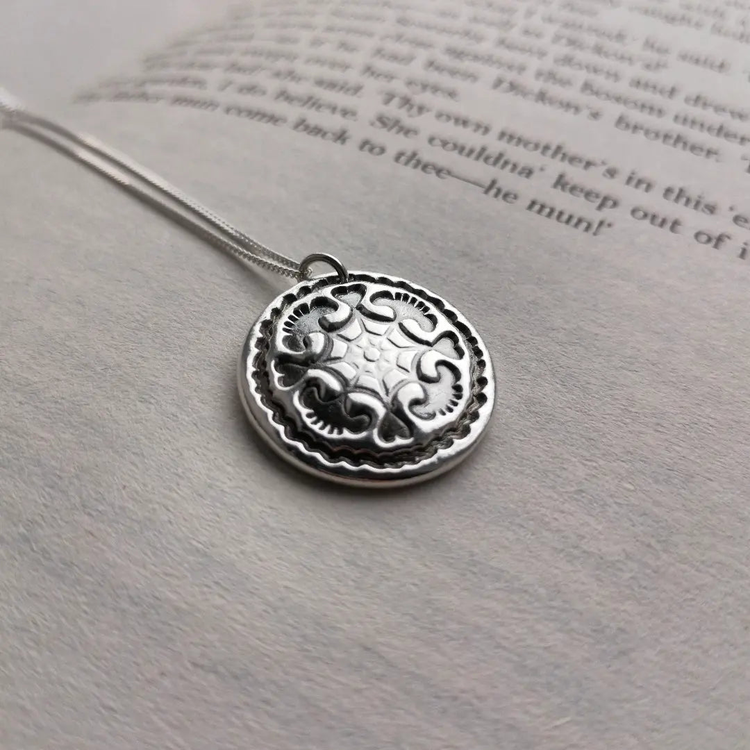 Nature motifs pendant - made to order