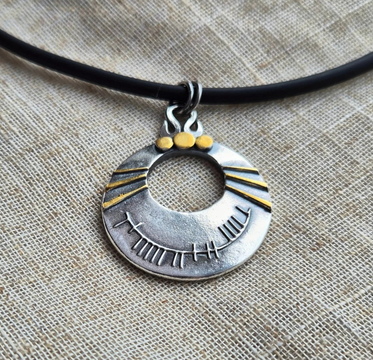 Banlaoch 'female warrior' pendant