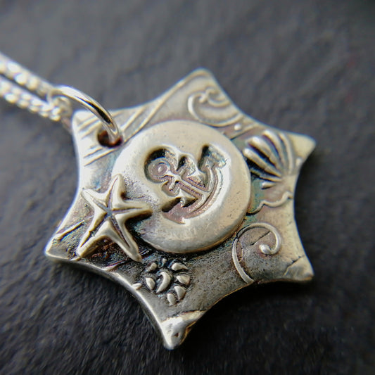 Nautical pendant