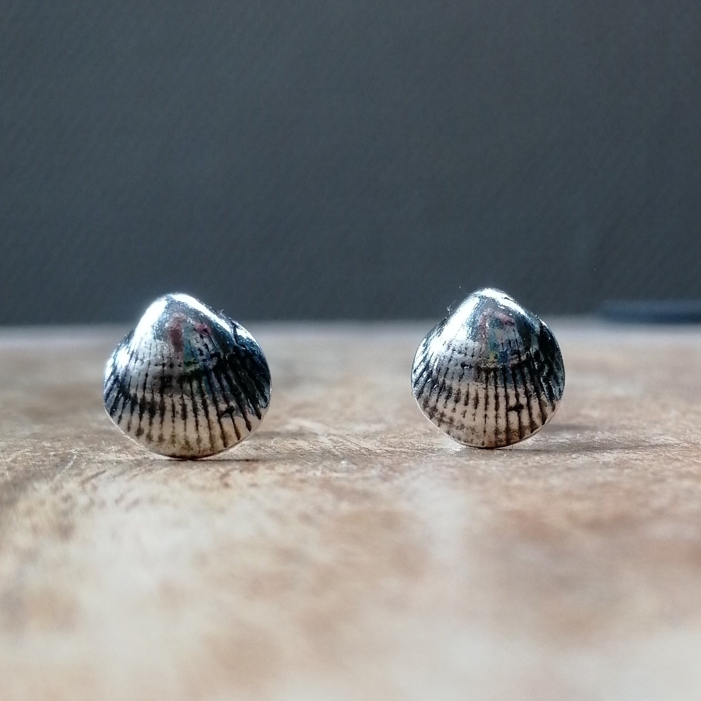 Cockle shell studs made to order