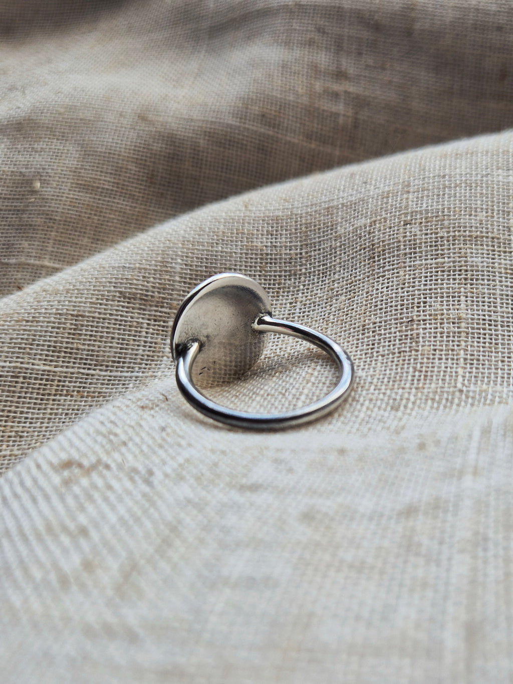 Banlaoch coin ring - size Q
