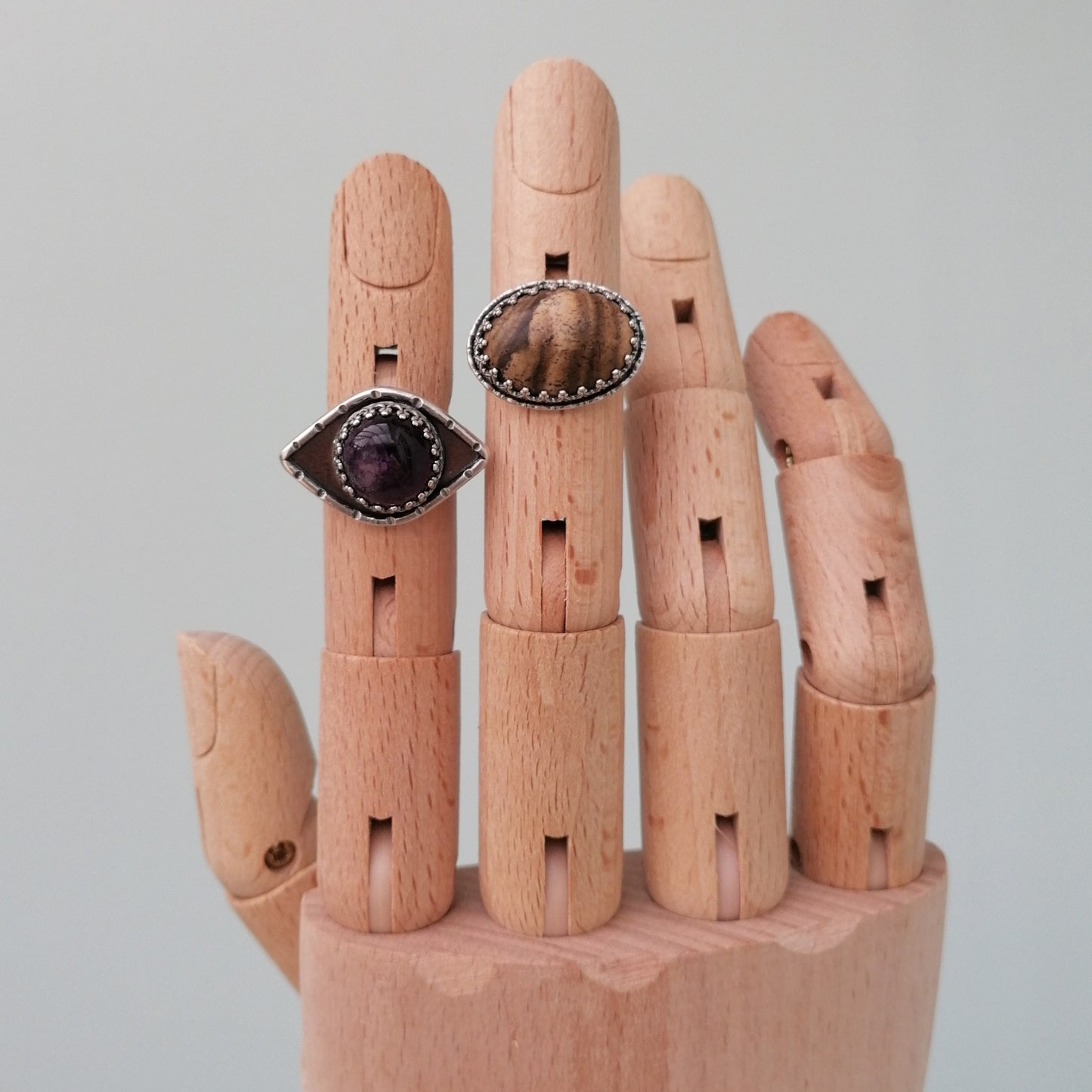 Amethyst eye ring - size M - one available
