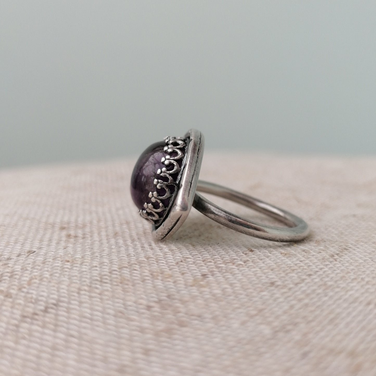 Amethyst eye ring - size M - one available