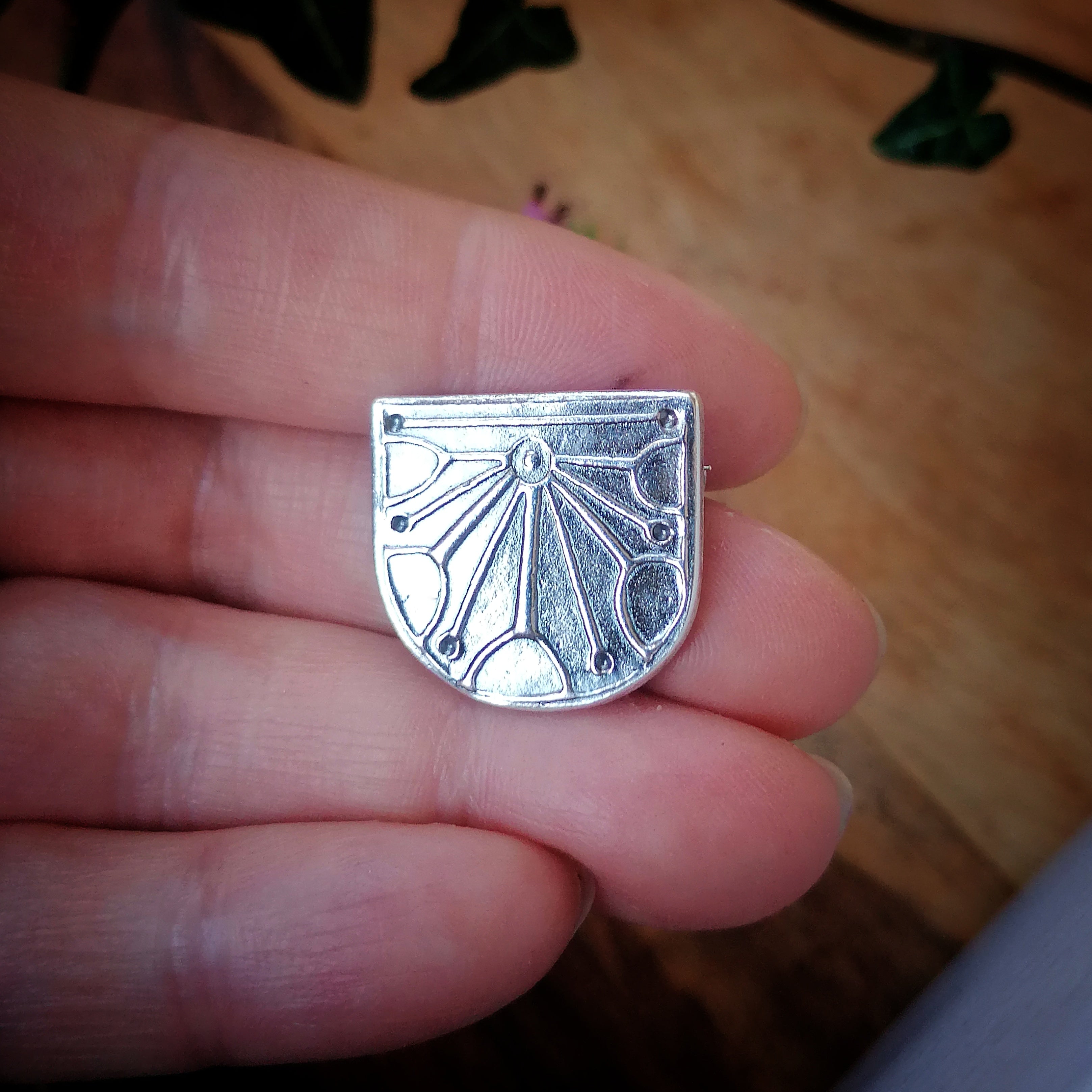 Nendrum sundial brooch