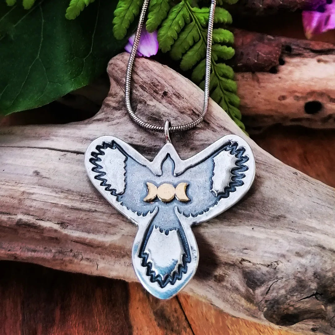 The Morrigan pendant - made to order