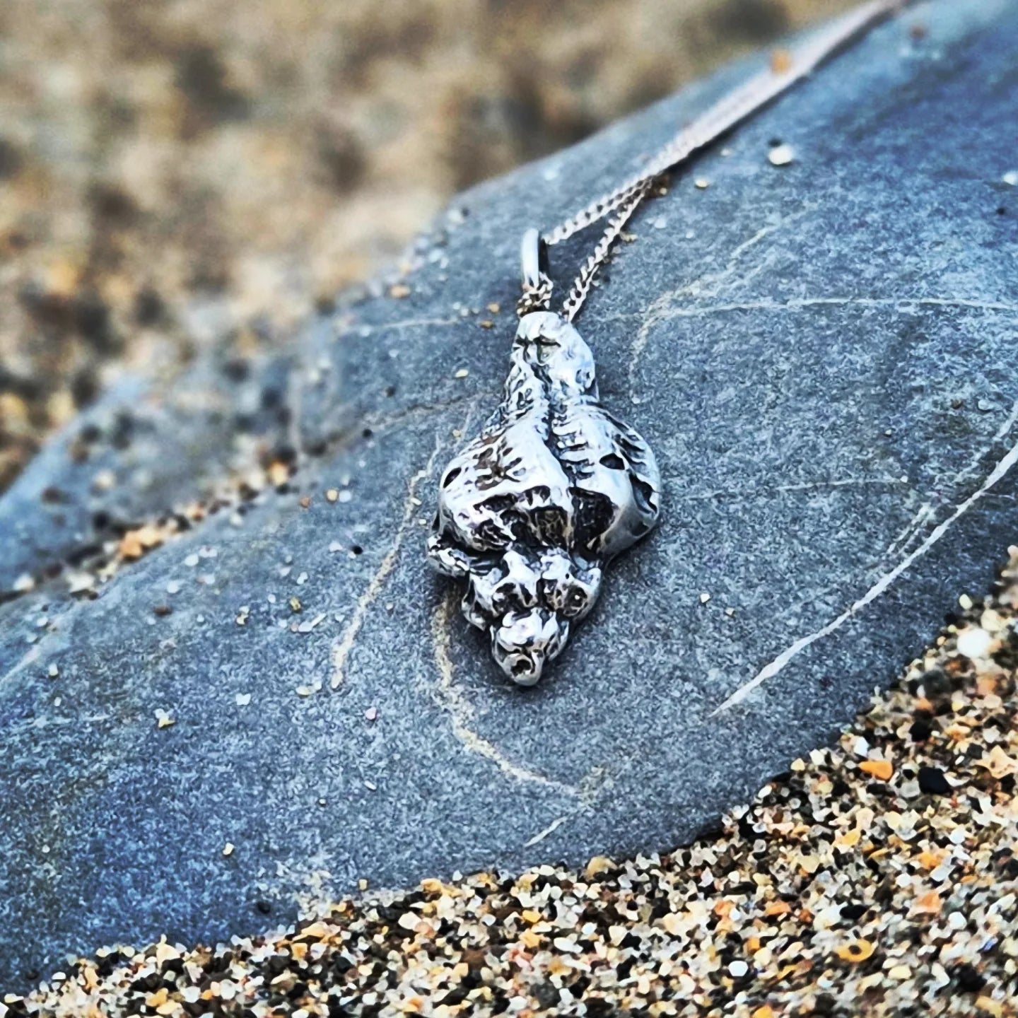 Welk shell necklace