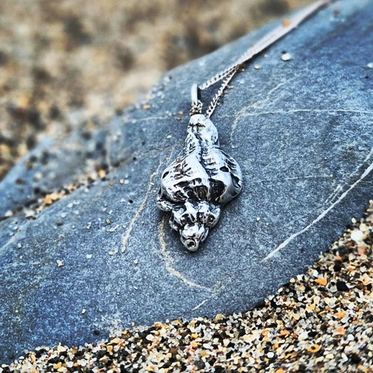Welk shell necklace